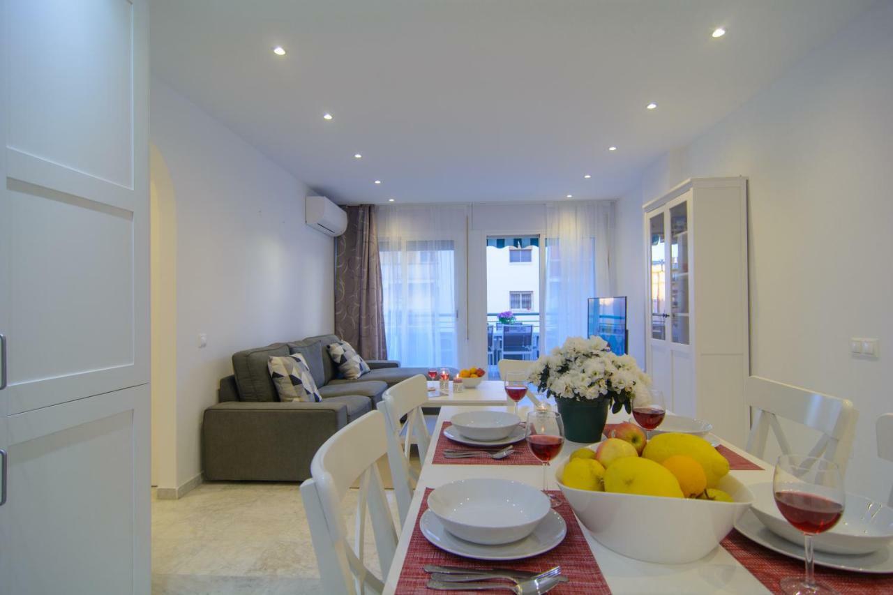 River Playa Beachfront Apartment, Large Terrace Fuengirola Exterior photo